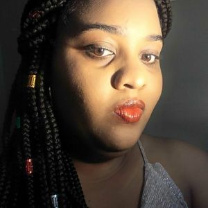 Meet your Posher, Joyce